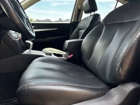 Used 2012 Subaru Legacy 2.5i Premium AWD/4WD image 14