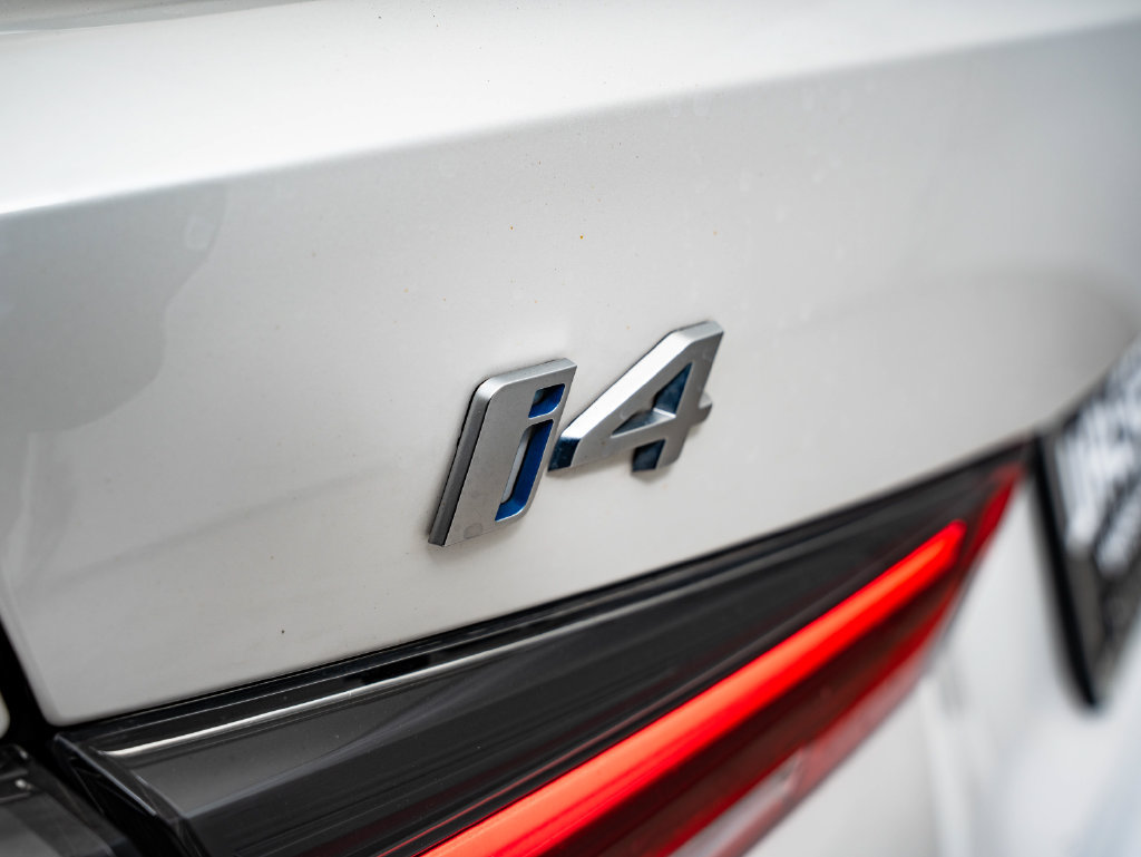 Used 2023 BMW i4 eDrive35 w/ Premium Package RWD image 16