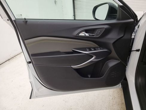 New 2026 Chevrolet Trax ACTIV w/ Sunroof Package image 25