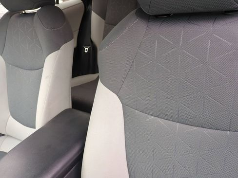 Used 2019 Toyota RAV4 XLE w/ All Weather Liner Package AWD/4WD image 17
