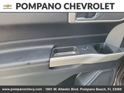 Used 2020 Ford Explorer XLT w/ Equipment Group 202A image 10