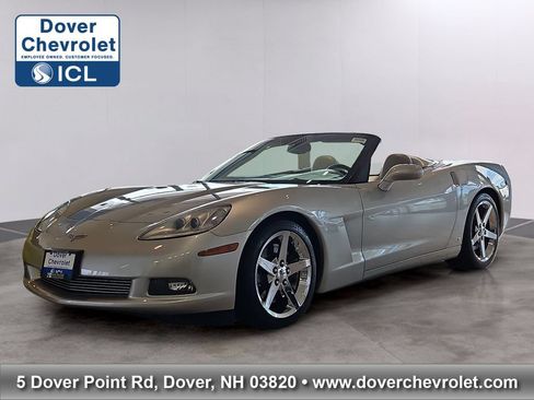 Used 2007 Chevrolet Corvette Convertible w/ Preferred Equipment Group RWD image 1