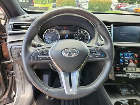 Certified 2025 INFINITI QX55 Luxe w/ Accent Package AWD/4WD image 18