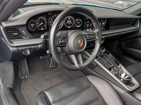 Certified 2022 Porsche 911 Carrera image 4