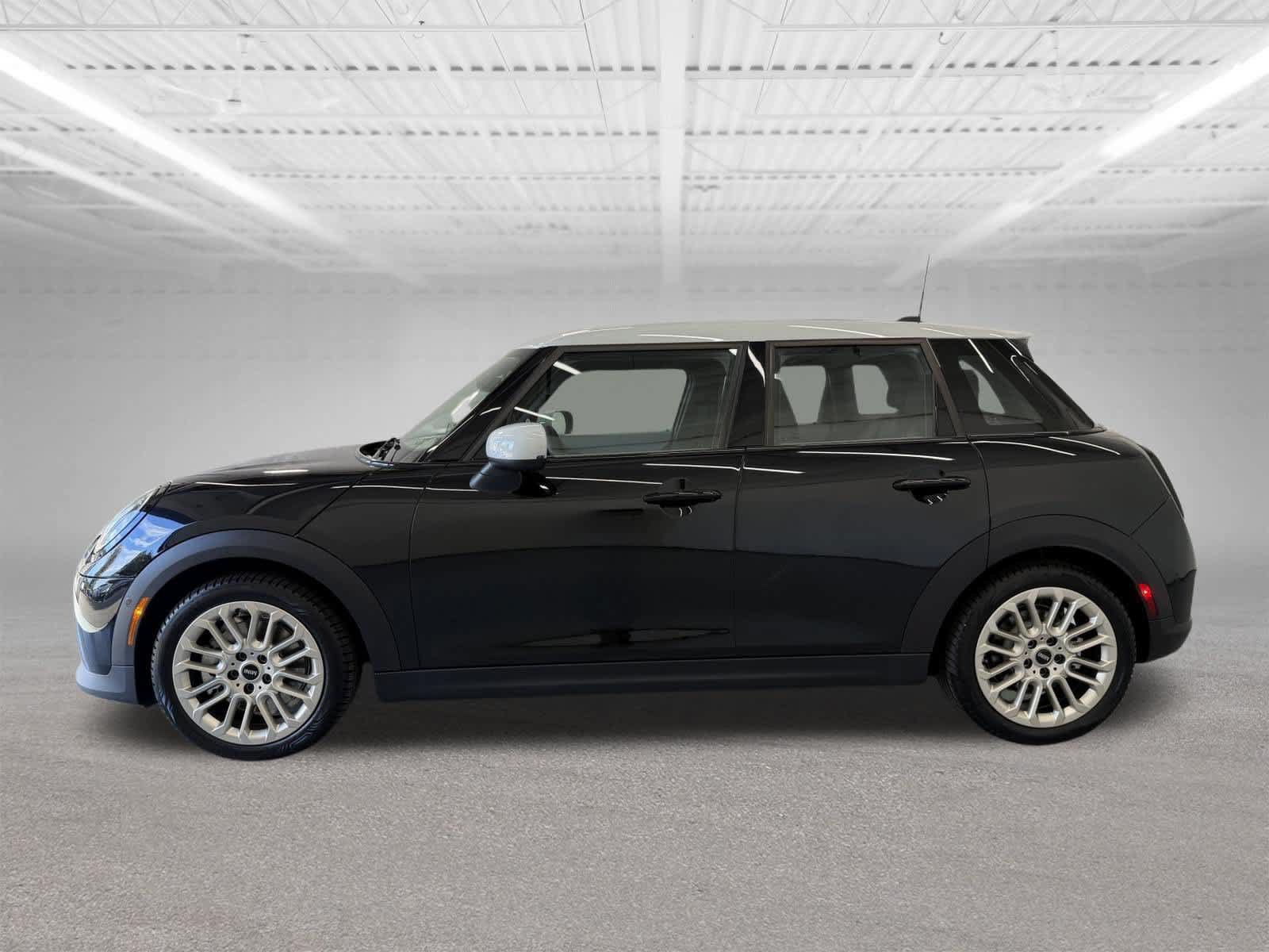 New 2026 MINI Cooper S FWD image 2