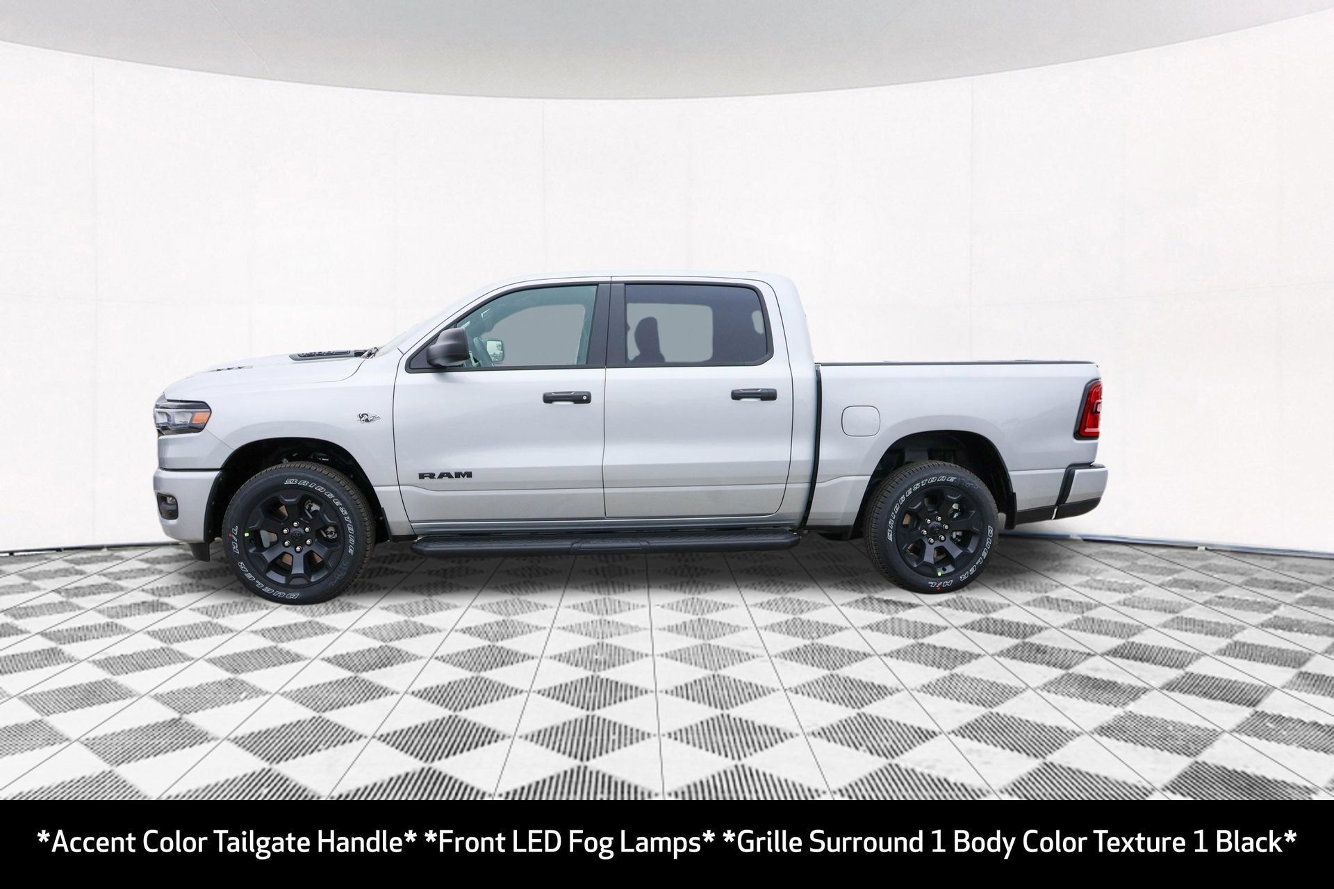 New 2026 RAM 1500 Express AWD/4WD image 9