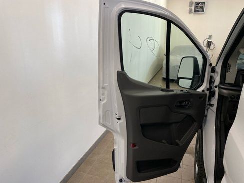 New 2024 Ford Transit 250 Low Roof RWD image 17