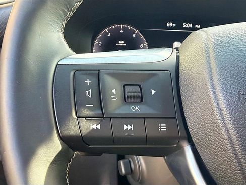 Used 2023 INFINITI QX60 Sensory w/ Cargo Package AWD/4WD image 38