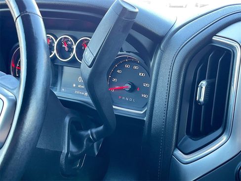 Used 2022 Chevrolet Silverado 1500 RST image 16