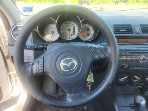Used 2009 MAZDA MAZDA3 i Touring Value FWD image 14