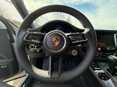 New 2026 Porsche Macan S image 15