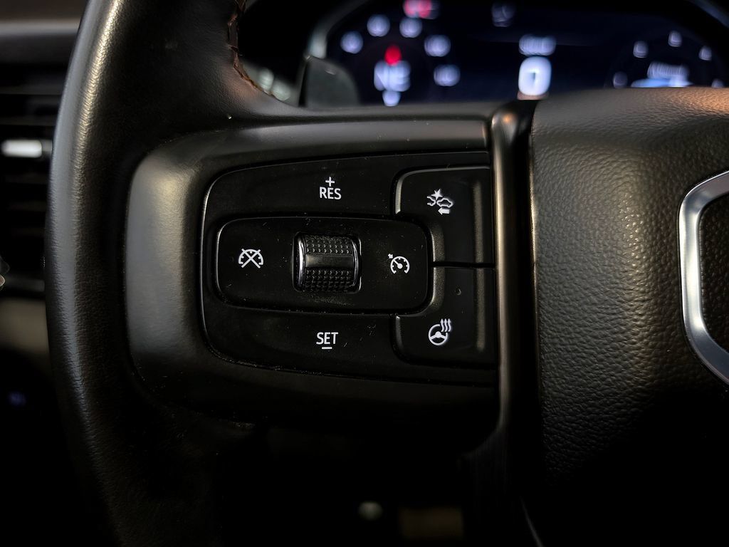 Used 2025 GMC Sierra 1500 AT4 AWD/4WD image 26