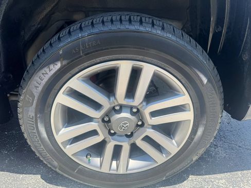 Used 2012 Toyota 4Runner Limited AWD/4WD image 42