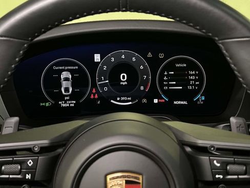 Certified 2025 Porsche 911 Carrera RWD image 47
