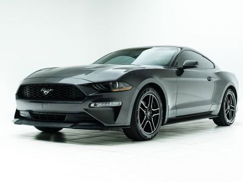 Used 2020 Ford Mustang Premium image 8