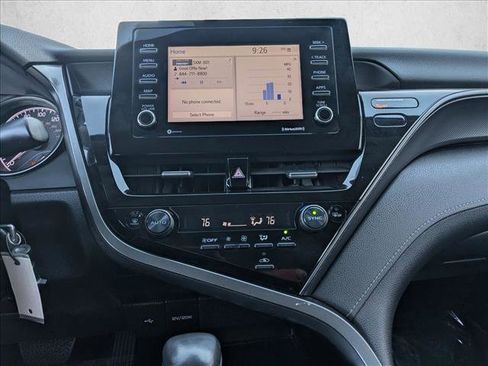 Used 2023 Toyota Camry SE image 15