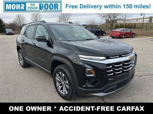 Used 2025 Chevrolet Equinox LT w/ Convenience Package II image 3