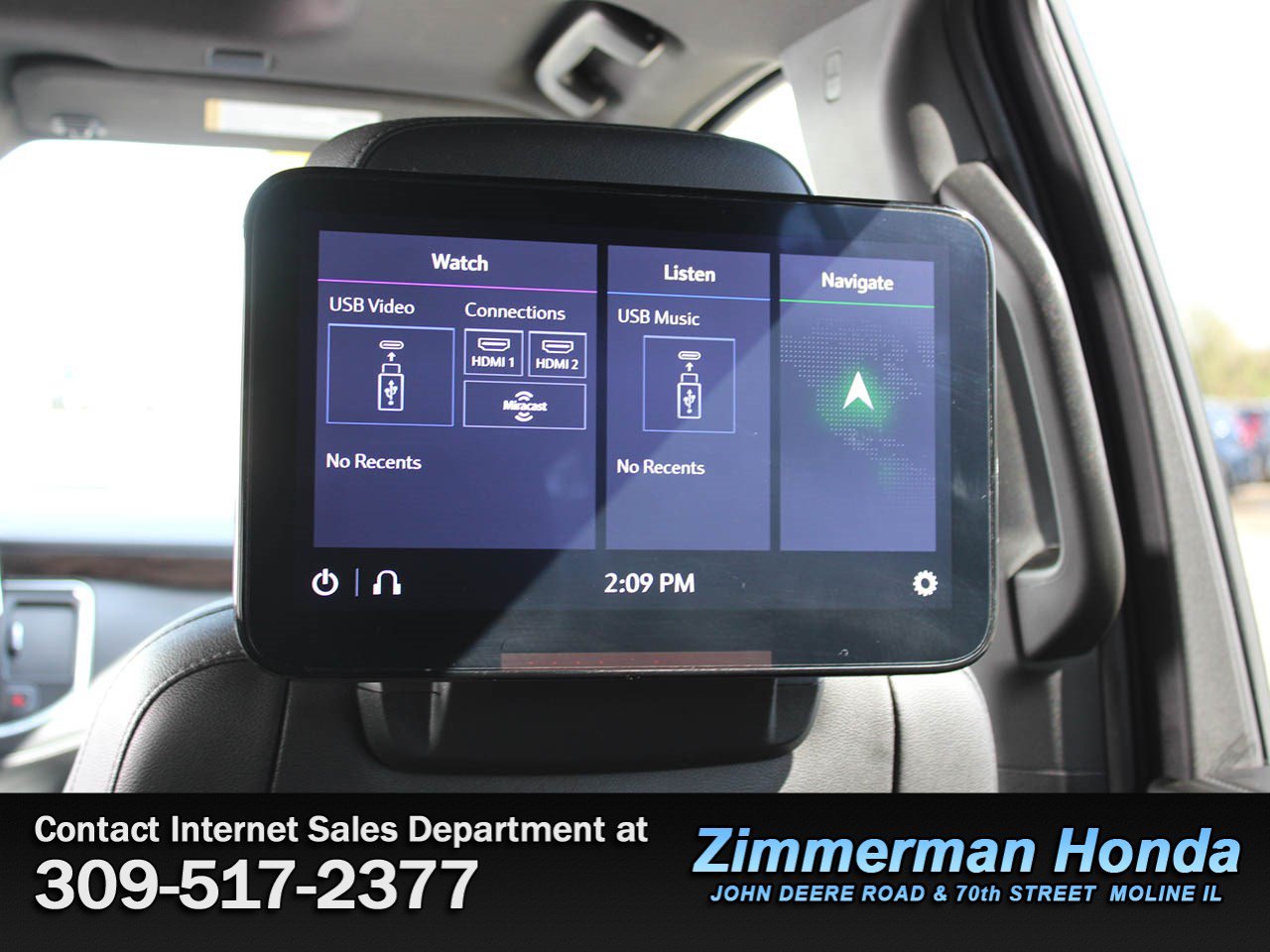 Used 2021 Chevrolet Suburban LT w/ Rear Media and Nav Package AWD/4WD image 12