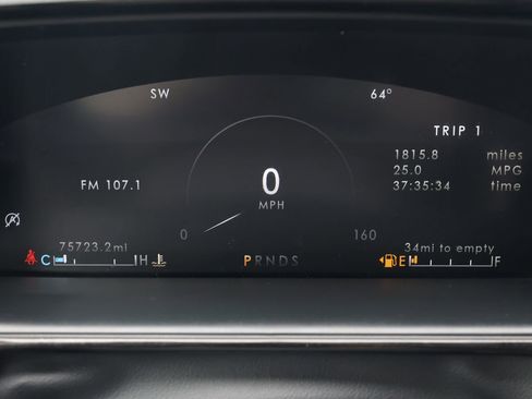 Used 2023 Lincoln Nautilus FWD w/ Premium Package image 20