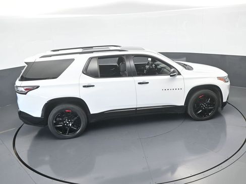 Used 2021 Chevrolet Traverse Premier w/ Redline Edition image 45