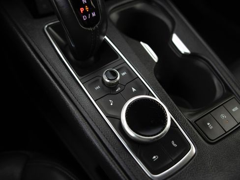 Used 2019 Cadillac XT4 Sport image 12