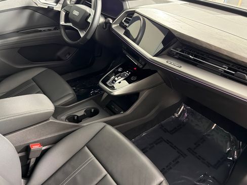 Used 2023 Audi Q4 e-tron Premium Plus w/ Premium Plus RWD image 15