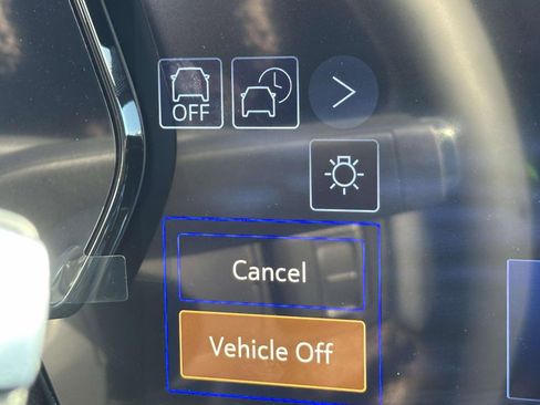 New 2026 Chevrolet Equinox EV LT image 17