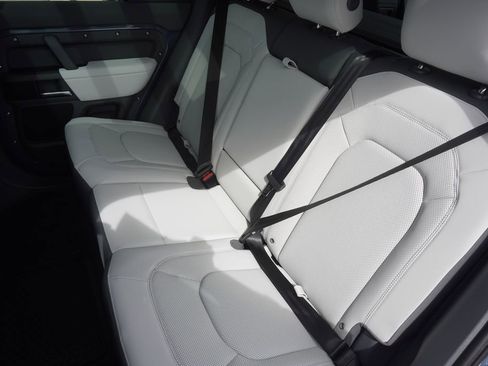 New 2025 Land Rover Defender 110 S image 30