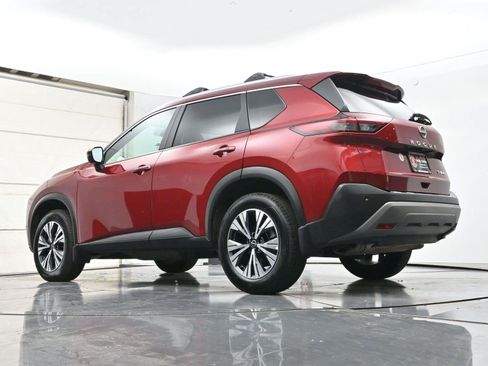 Used 2023 Nissan Rogue SV w/ SV Premium Package AWD/4WD image 32