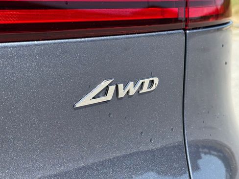 New 2026 Genesis GV70 2.5T Advanced image 16