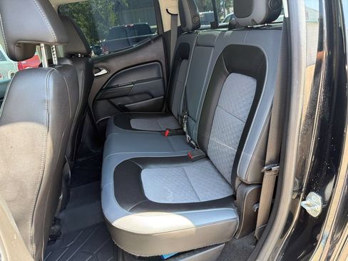 Used 2016 Chevrolet Colorado Z71 AWD/4WD image 13