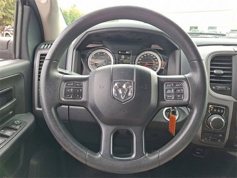 Used 2017 RAM 1500 Express image 18