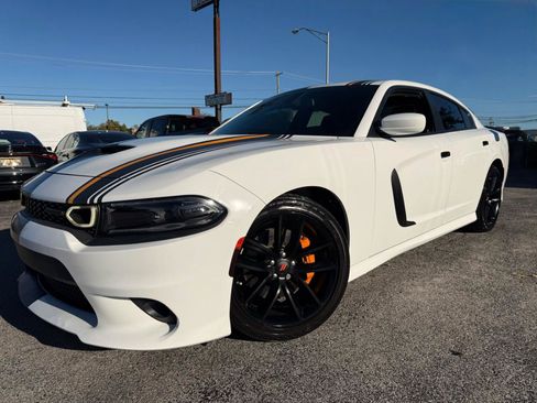 Used 2022 Dodge Charger GT w/ Plus Group RWD image 3