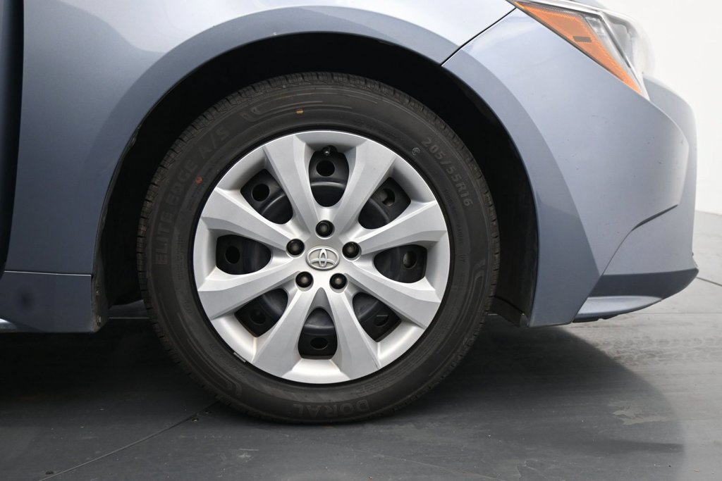 Used 2023 Toyota Corolla LE FWD image 13