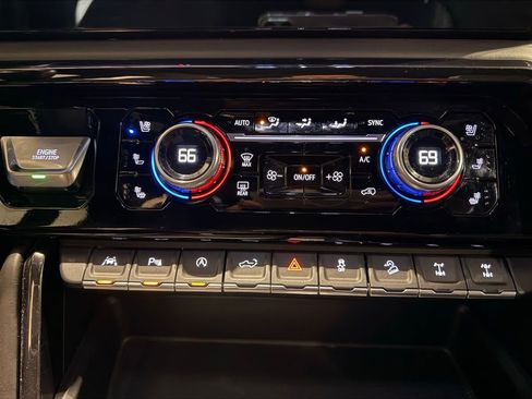 Used 2024 GMC Sierra 1500 AT4X image 26