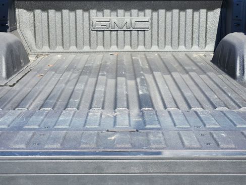 Used 2025 GMC Sierra 1500 AT4 w/ AT4 Premium Package image 37