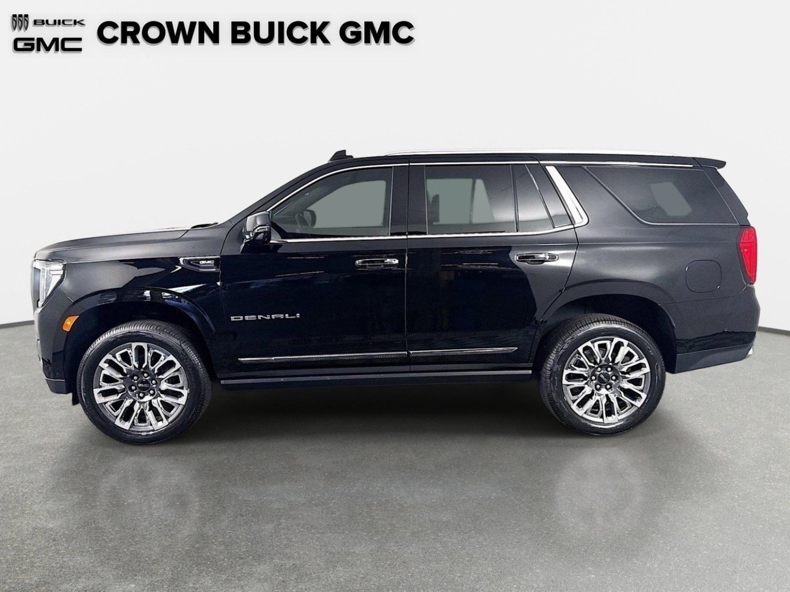 Used 2024 GMC Yukon Denali Ultimate AWD/4WD image 8