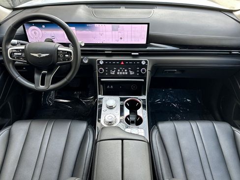 Used 2025 Genesis GV80 2.5T Standard AWD/4WD image 16