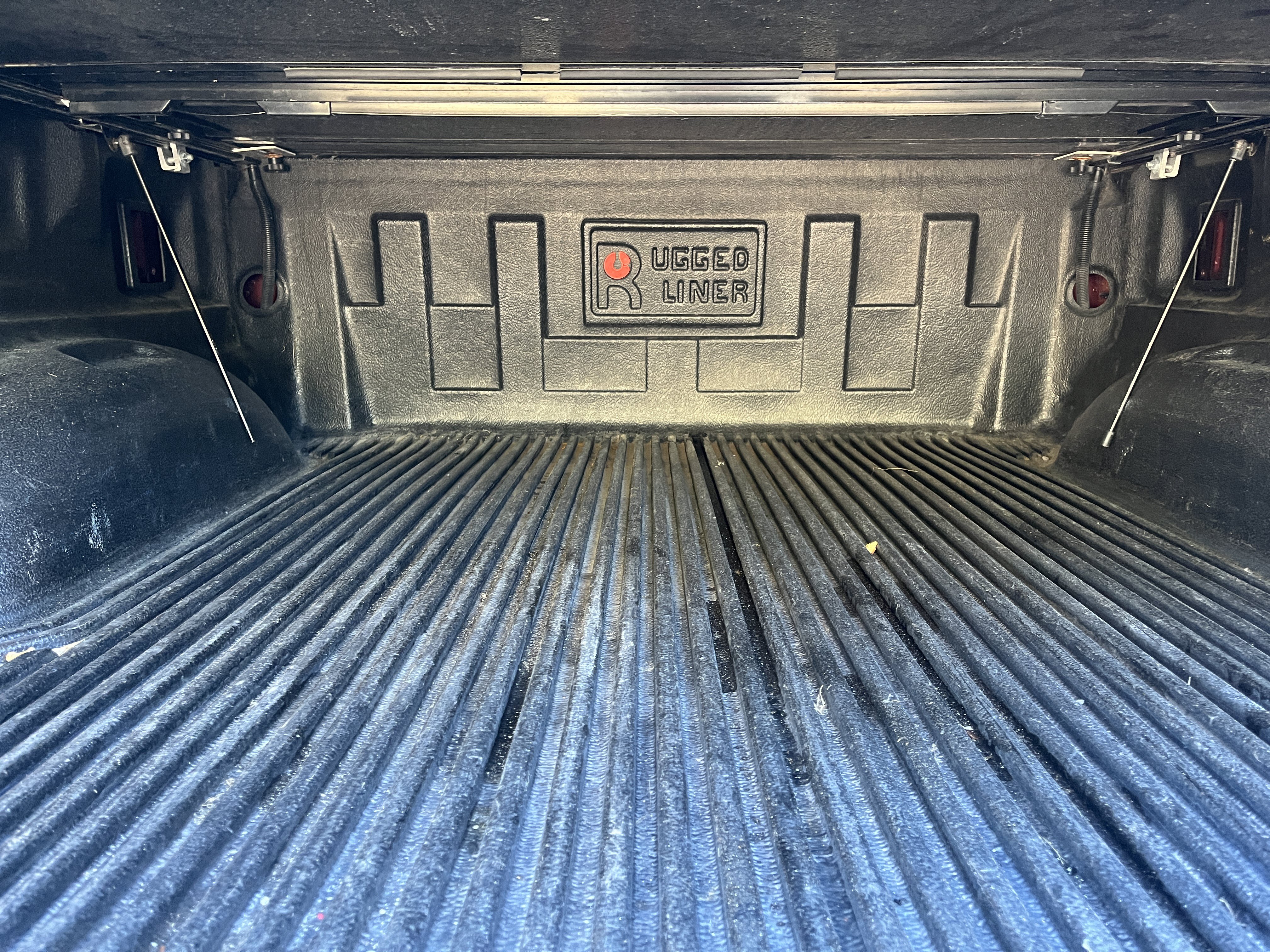 Used 2017 Ford F150 XLT AWD/4WD image 10