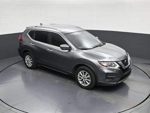 Used 2018 Nissan Rogue SV w/ Premium Package AWD/4WD image 24