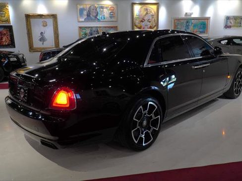 Used 2017 Rolls-Royce Ghost RWD image 7