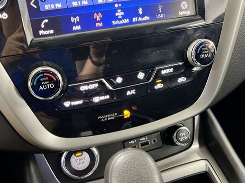 Used 2019 Nissan Murano S FWD image 15