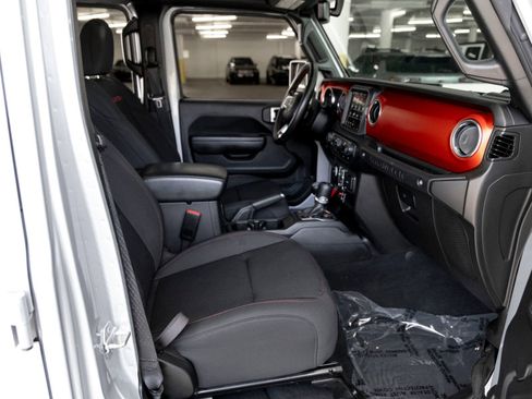 Used 2022 Jeep Wrangler Unlimited Rubicon AWD/4WD image 27