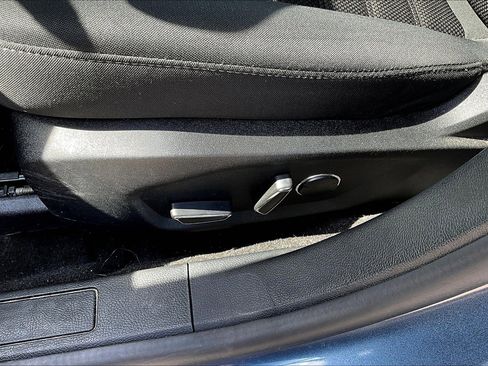 Used 2019 Ford Fusion SE image 35