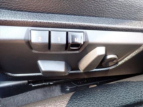 Used 2012 BMW 640i Coupe RWD image 11