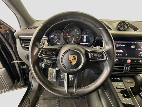 Used 2022 Porsche Macan w/ Premium Package Plus AWD/4WD image 13