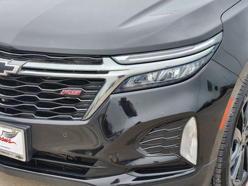 Used 2022 Chevrolet Equinox RS w/ RS Leather Package FWD image 9