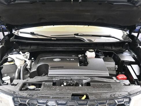 Used 2024 Nissan Murano SL image 9