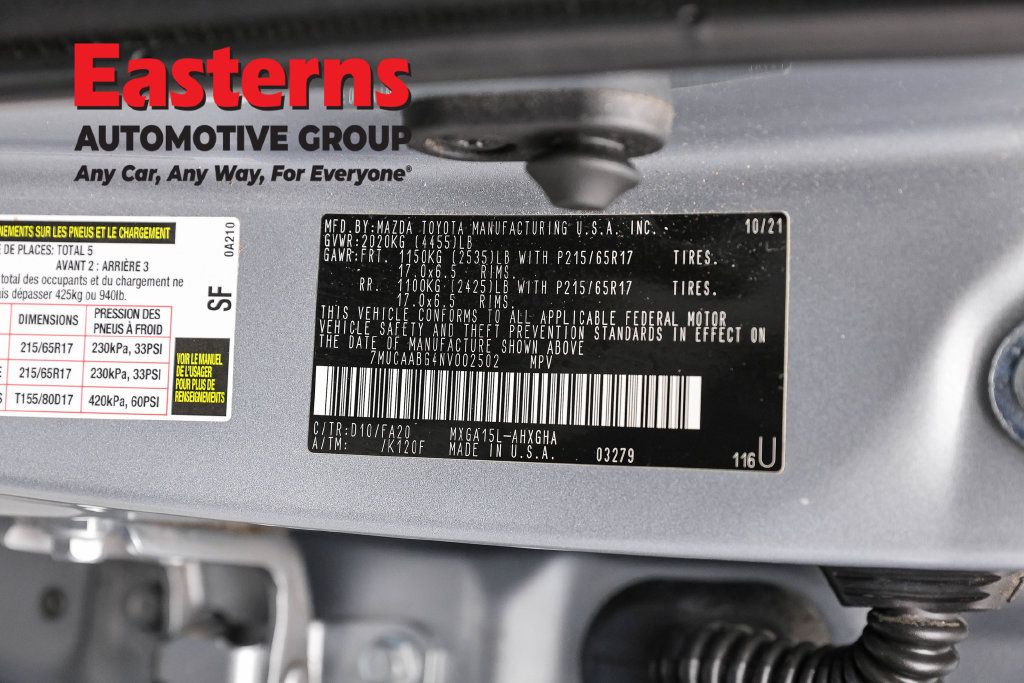 Used 2022 Toyota Corolla Cross LE AWD/4WD image 32