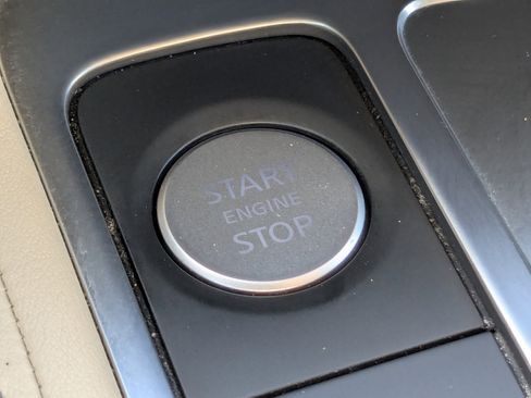 Used 2024 INFINITI QX60 Luxe image 32